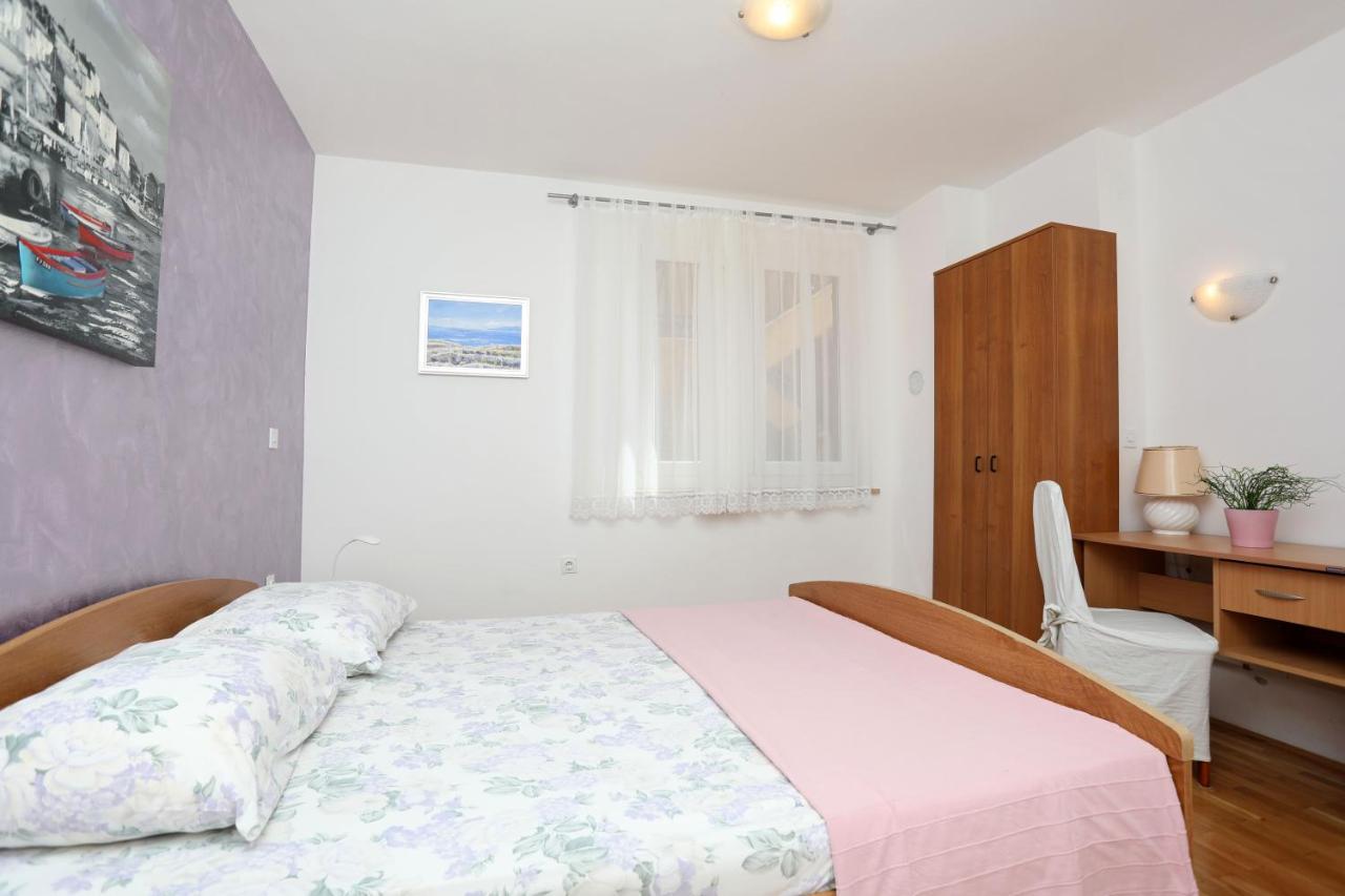 Greenhouse Family Apartments 拉巴克 外观 照片