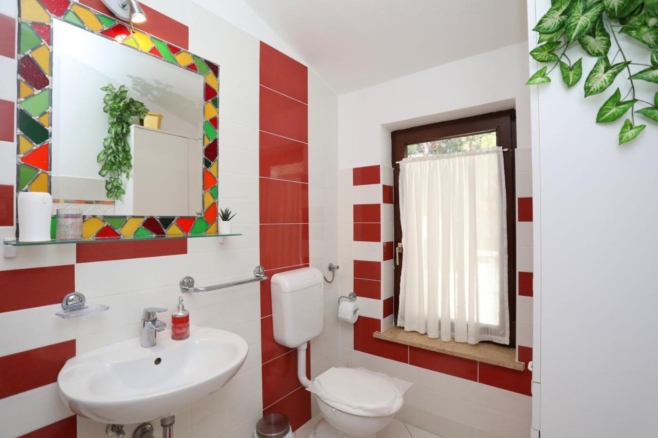 Greenhouse Family Apartments 拉巴克 外观 照片
