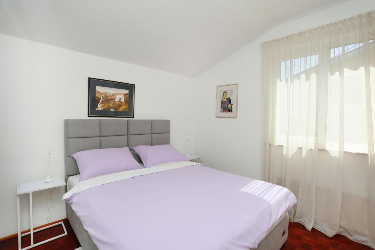 Greenhouse Family Apartments 拉巴克 外观 照片